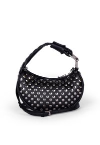 Borsa a tracolla in pelle nera con forma rotonda, caratterizzata da borchie circolari argentate, un manico imbottito e una tracolla removibile per un trasporto versatile.