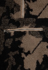 Name it NKMOGULE - Felpa in pile - black