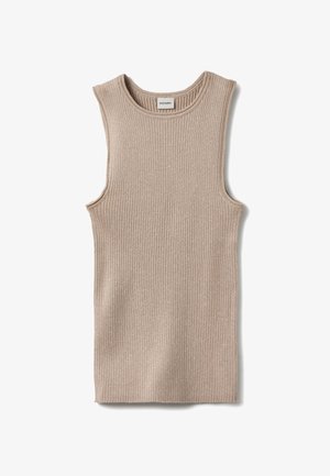 Camiseta sin mangas beige con textura acanalada, amplias sisas y escote redondo, que presenta una textura suave y un brillo sutil. La etiqueta dice "STEFANEL".