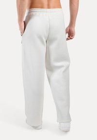 Smilodox  BRAYAN beżowy