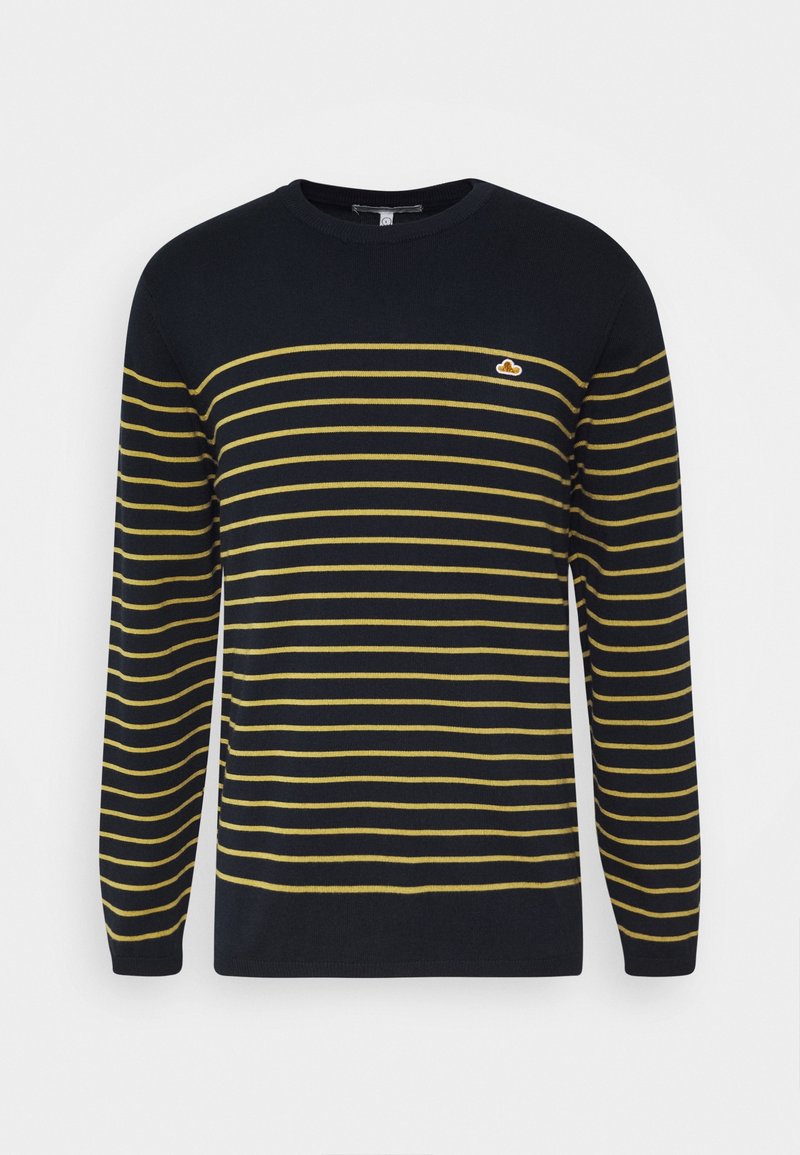 Maglione girocollo blu navy con strisce orizzontali gialle. Presenta polsini e orlo a costine, con un piccolo logo sul petto. Materiale morbido.