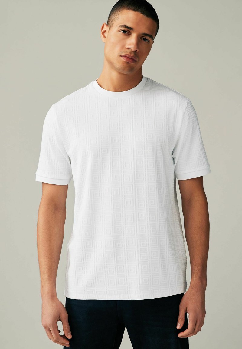 Next - TEXTURE REGULAR FIT - Camiseta básica - white, Ampliar