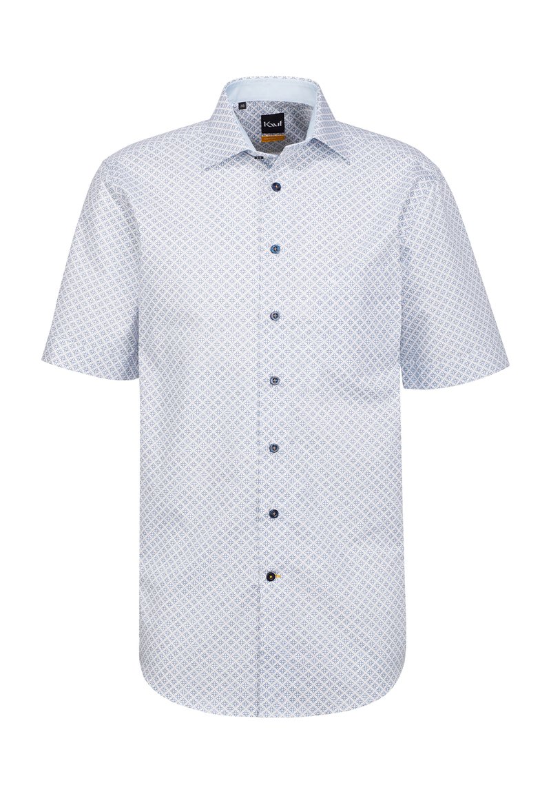 Camicia a maniche corte, con bottoni, di colore blu chiaro con intricati motivi geometrici bianchi, dotata di bottoni blu scuro e colletto classico.