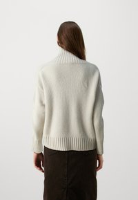FTC Cashmere HIGHNECK - Vesta - safari sand