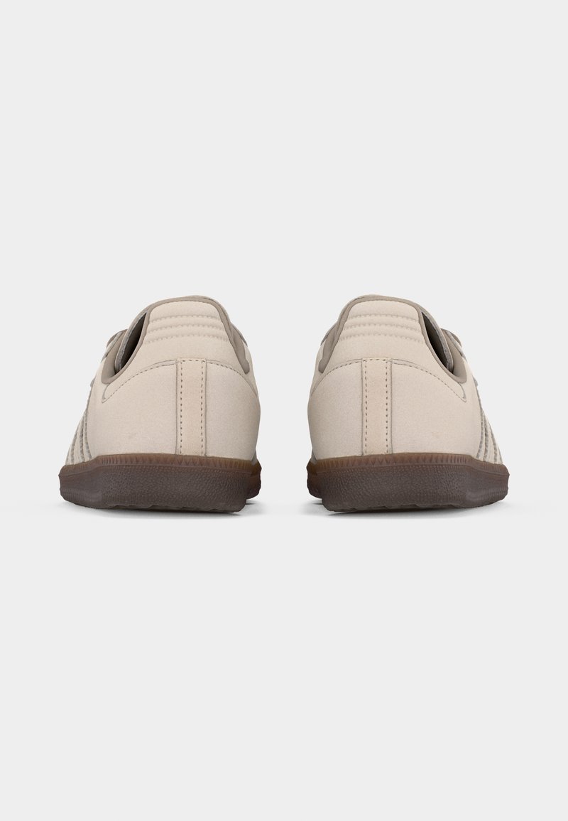 adidas gazelle silver green womens adidas Juniors' Samba OG Wonder Alumina / White main image 1