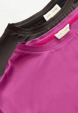Love & Roses, REGULAR FIT - SATIN FRONT MULTIPACK T-SHIRT  . 2 PACK - Lihtne T-särk - x black and purple
