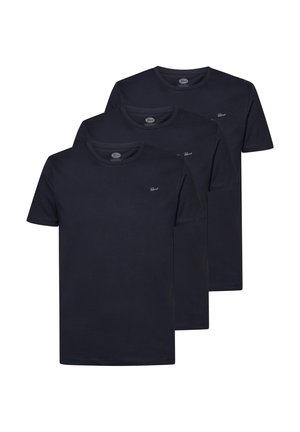 Drei schlichte schwarze T-Shirts mit kurzen Ärmeln und Rundhalsausschnitt gestapelt, jeweils mit kleinem weißen Logo auf der linken Brust.