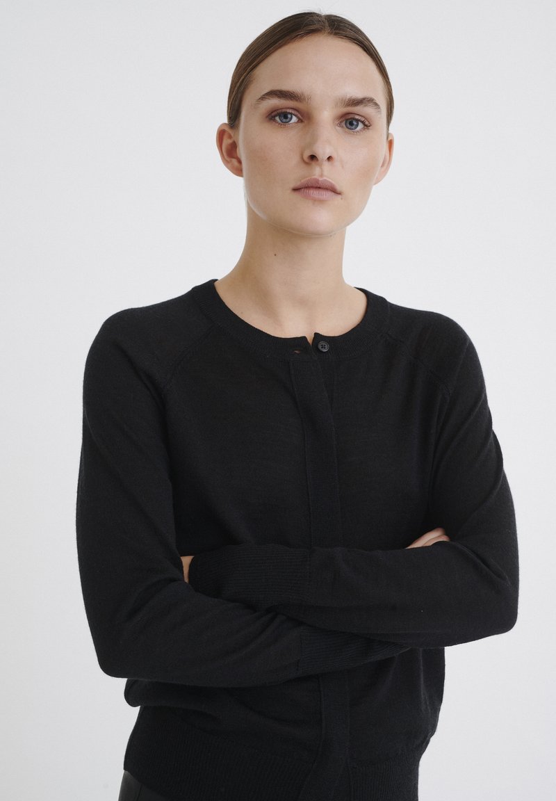 Damen Strickjacken | InWear NORA WOOL Strickjacke black/schwarz - AE81261 Damen Strickjacken | InWear NORA WOOL Strickjacke black/schwarz - AE81261