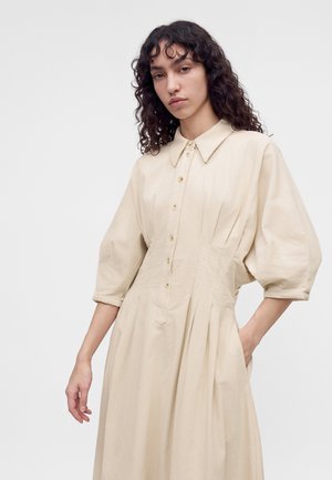 VIVERE, NOVALIE PLEAT WAIST DRESS - Риза-рокля - ecru