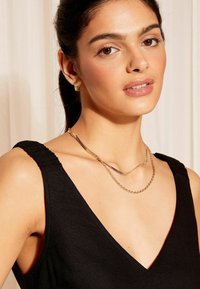 Friends Like These SHIRRED STRAP V NECK SWING - REGULAR FIT - Blusa - black