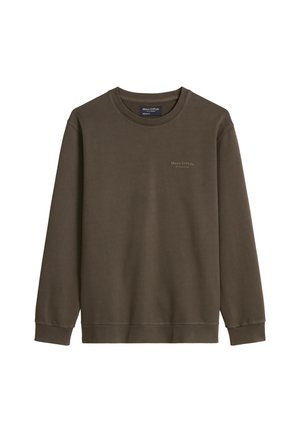 Καφέ μακρυμάνικη μπλούζα crewneck με ριμπ μανσέτες και τελείωμα, με μικρό λογότυπο "Marc O'Polo" στο μπροστινό αριστερό μέρος του στήθους.