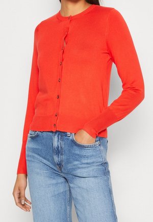 Vest - red