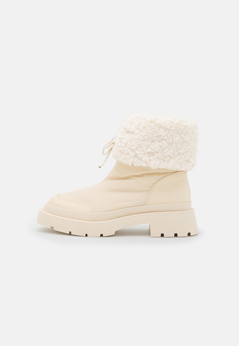 Even&Odd Wide Fit Lage laarzen beige