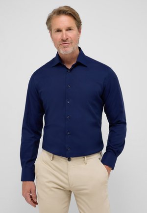Eterna DYNAMIC COTTON ™ HEMD - MODERN FIT - Camicia elegante - navy