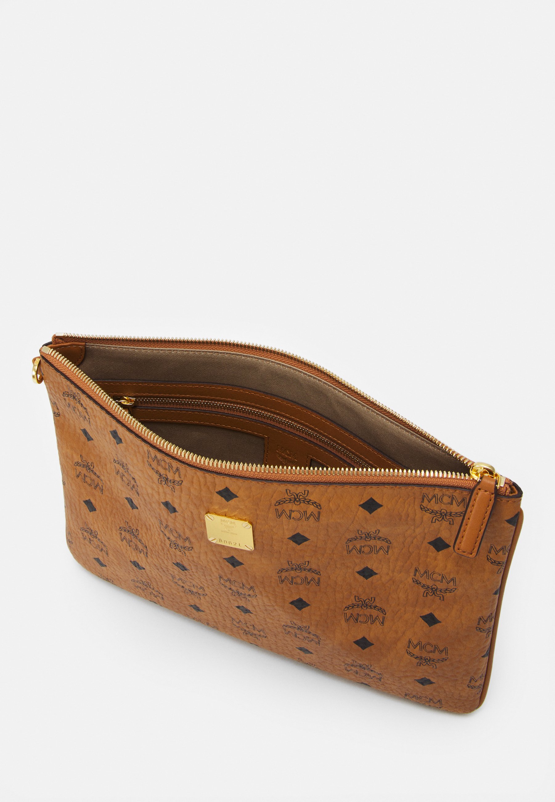 pochette mcm