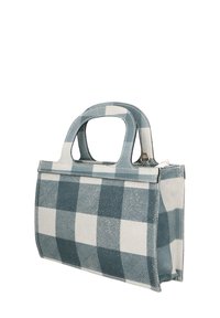 Borsa a mano in tessuto a quadri blu e bianco. Forma strutturata con due manici, chiusura con zip e dettagli di cucitura visibili.