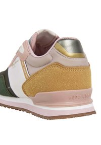 Pepe Jeans Tenisice - forest khaki green