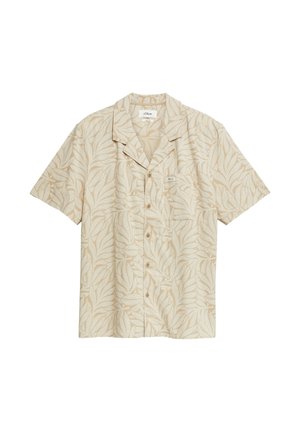 Beige kortärmelig overhemd met knopen, brede kraag, subtiel bladpatroon en borstzak met klein label op witte achtergrond.