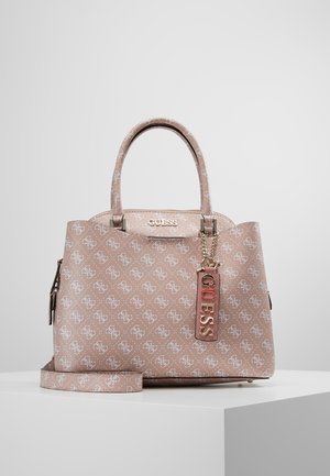 Blush pink håndtaske med præget logo mønster, struktureret design, dobbelte håndtag, guldfarvet hardware og aftagelig rem med vedhæng.