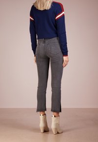 FRAME Vaqueros rectos - grey denim