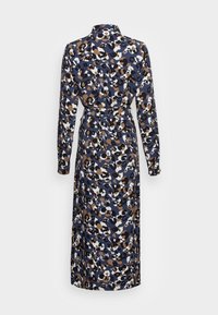 Abito midi a maniche lunghe, con cintura, caratterizzato da una stampa leopardata astratta blu, marrone, nera e bianca, mostrato da dietro su uno sfondo neutro.