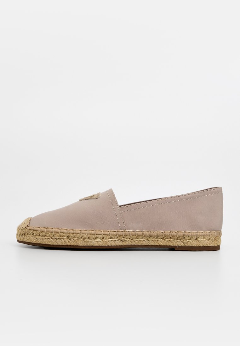Emporio Armani Espadrilles zandkleur