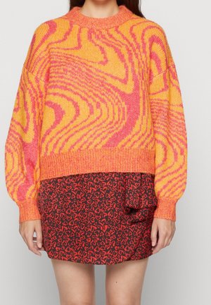 Stickad tröja - orange