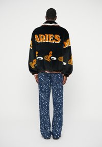 Aries FUZZY DUCK DOES HE OVERSIZED UNISEX - Vinterjacka - multi