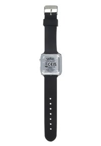 Orologio con cinturino in silicone nero e quadrante quadrato argentato, con un retro trasparente che mostra loghi stampati e marchi di certificazione.