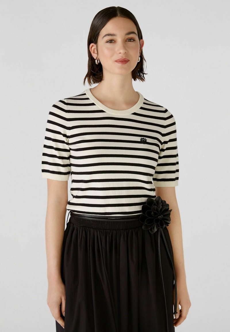 Oui White LOVE T-Shirt 72695 104 main image 1
