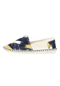 Espadrille de lona con un patrón abstracto multicolor en azul y amarillo, punta redonda y suela de yute trenzado. Logo en el costado.