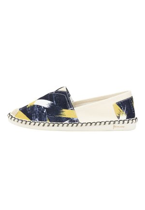 Espadrille de lona con un patrón abstracto multicolor en azul y amarillo, punta redonda y suela de yute trenzado. Logo en el costado.