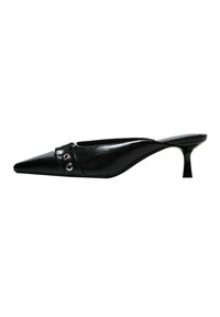 Unausgewählt, black
