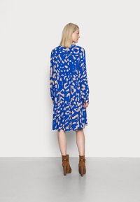 Culture DREA DRESS - Vestido de dia - surf the web