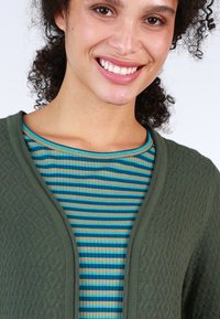 Lykka du Nord EMMA - Strickjacke - thyme