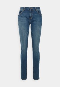 Jeans de denim azul com um corte slim, cinco bolsos e leves acentos desbotados. Fecho em botão metálico e detalhes de costura perto dos bolsos.