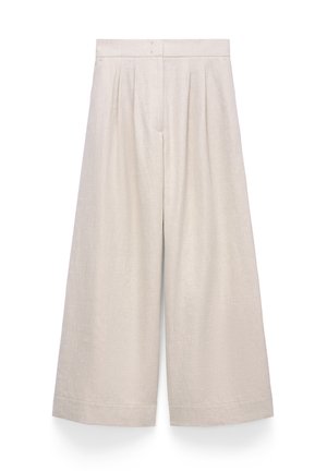 Beżowe szerokie spodnie o kroju culotte z przodu z zakładkami i dopasowanym paskiem, wykonane z lekkiego, teksturowanego materiału.