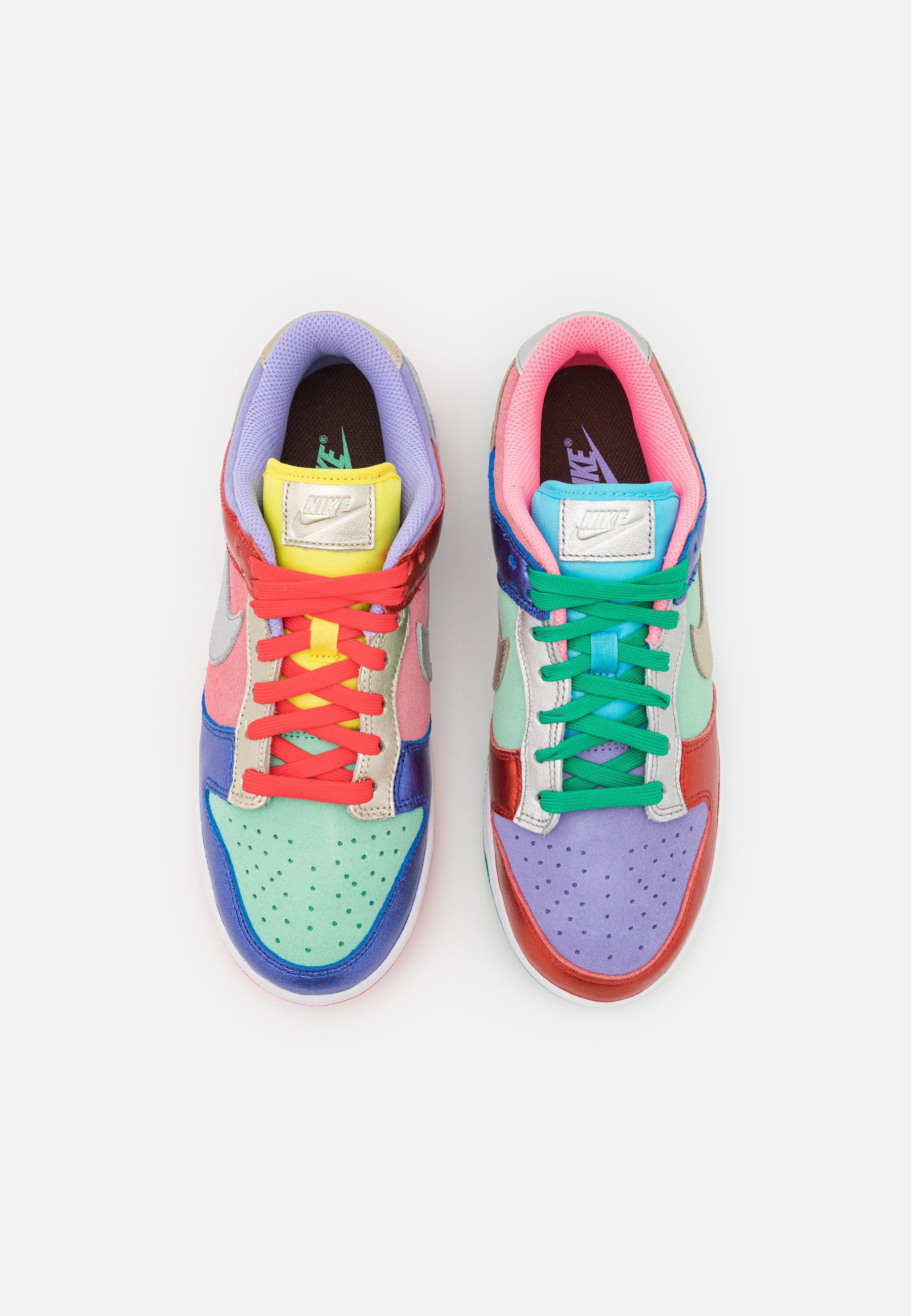 Nike Sportswear DUNK SE 2 - Sneaker low - sunset pulse/silver/purple  pulse/green glow/chile red/hyper royal/pink - Zalando.de
