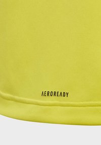 adidas Performance Camiseta estampada - yellow