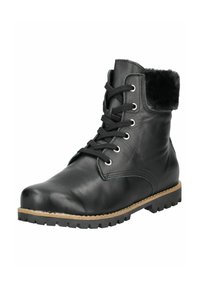 Botas de cuero negro hasta el tobillo con un puño de piel texturizada, puntera redonda, cordones negros, ojales de metal y una suela de goma resistente.