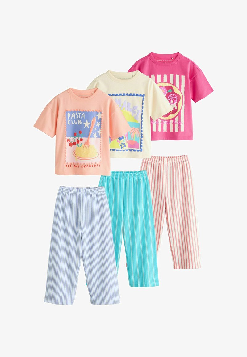 Trois t-shirts graphiques colorés à manches courtes associés à trois pantalons rayés à taille élastique en bleu, turquoise et rose.