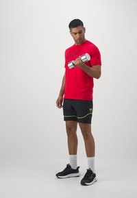 Under Armour FOUNDATION - Camiseta deportiva - red/black