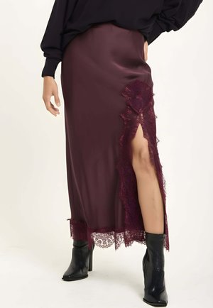 Maxi skirt - burgundy