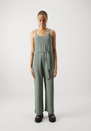 ONLASTA STRAP BELT - Tuta jumpsuit - deep lichen green