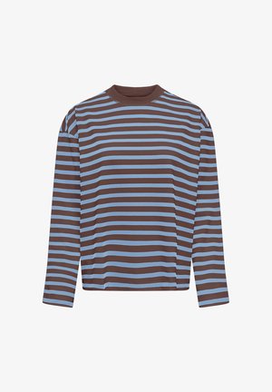 Langermet skjorte med horisontale blå og brune striper og rund hals, vist på hvit bakgrunn.