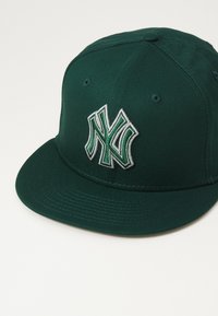 New Era OUTLINE 9FIFTY®UNISEX - Cap - green