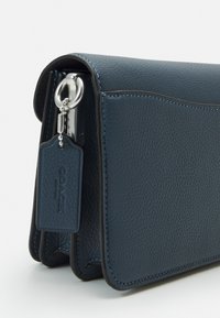 COACH POLISHED COVERED CLOSURE TABBY SHOULDER BAG - Handbag - denim