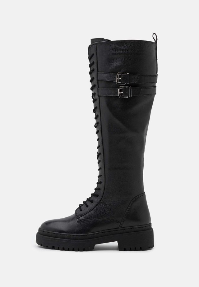 Platform boots - black