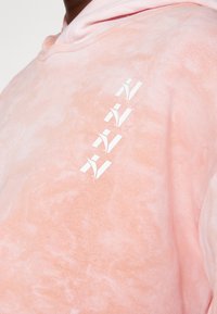 Nebbia RE-FRESH - Hoodie - pink