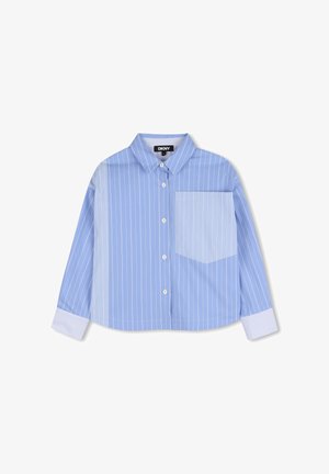 Blaues, langärmeliges Hemd mit weißen vertikalen Streifen, einer einzelnen Brusttasche und kontrastierenden weißen Manschetten. Hergestellt aus glattem Stoff.